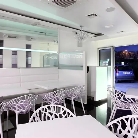 Simoni Apartment *